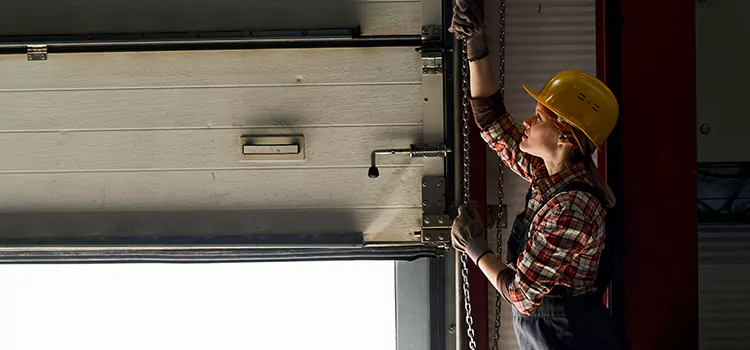 Addressing Common Garage Door Stoppage Issues in Smithtown, NY
